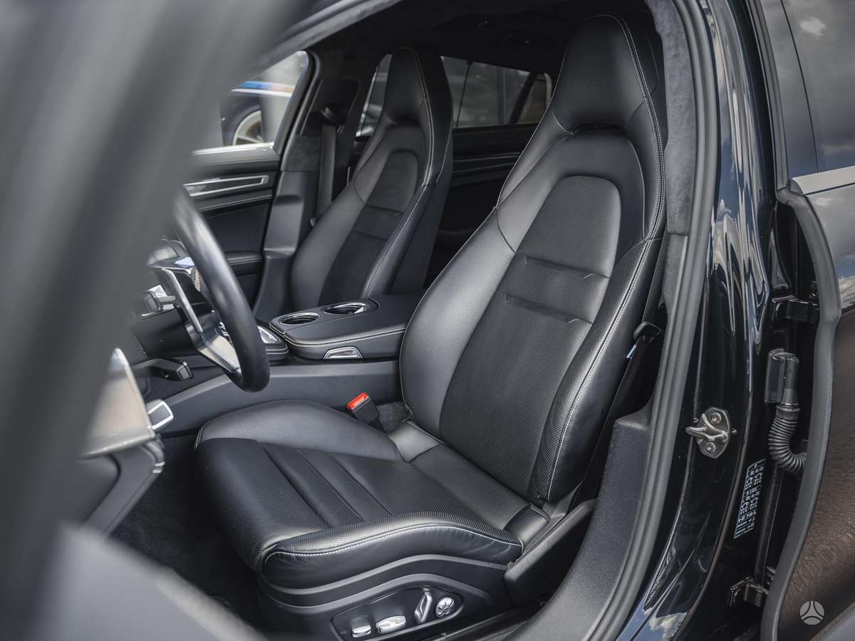 Porsche Panamera, 4.0 l., hatchback