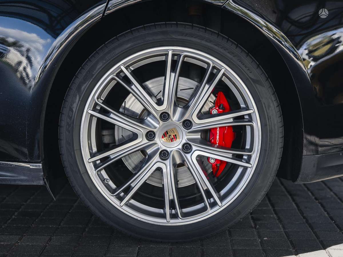 Porsche Panamera, 4.0 l., hatchback