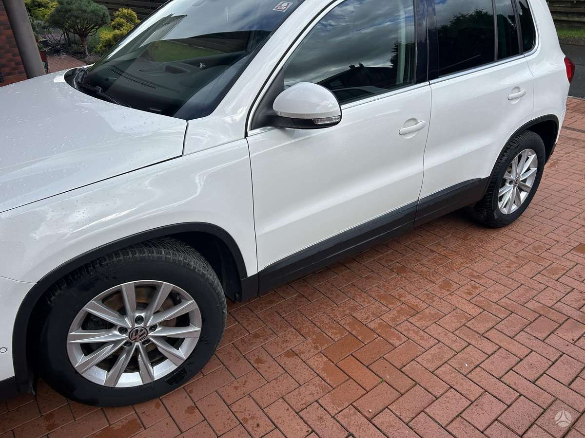 Volkswagen Tiguan - 3