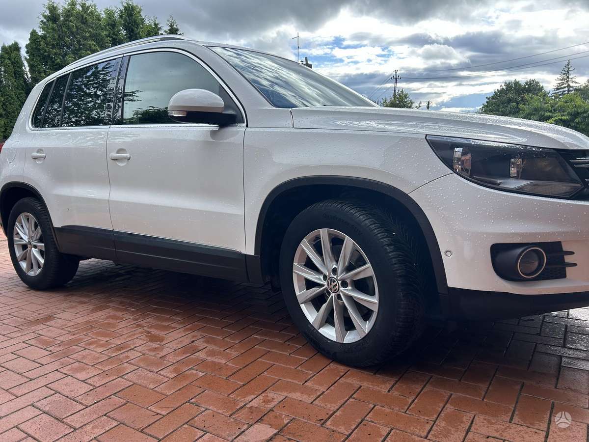 Volkswagen Tiguan - 4