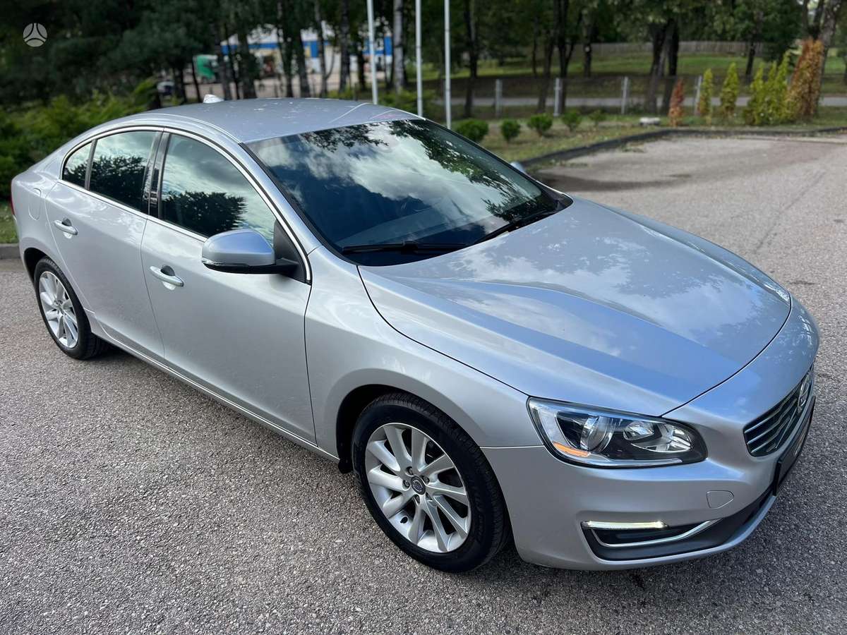Volvo S60 - 3