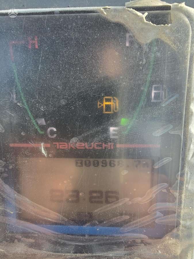 Takeuchi TB 320, мини-экскаваторы
