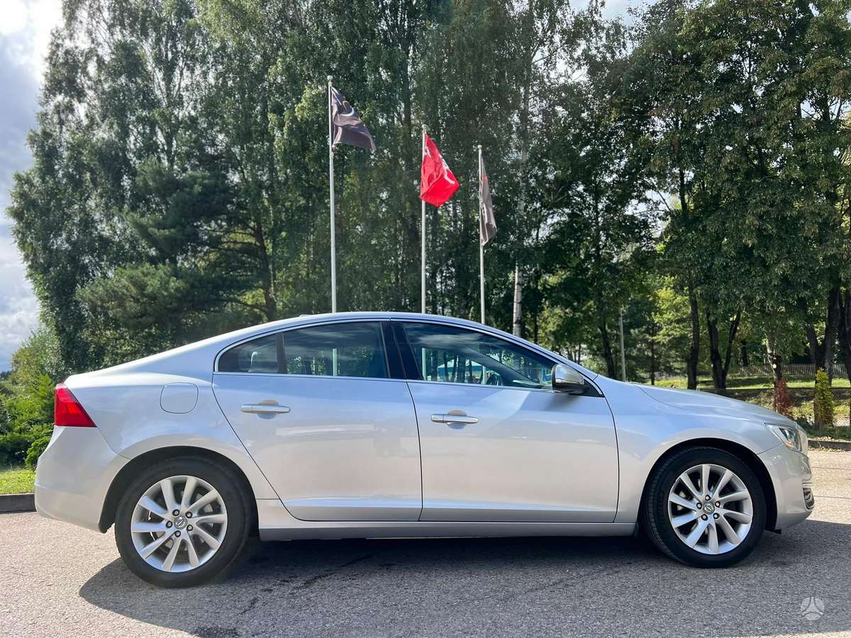 Volvo S60 - 9