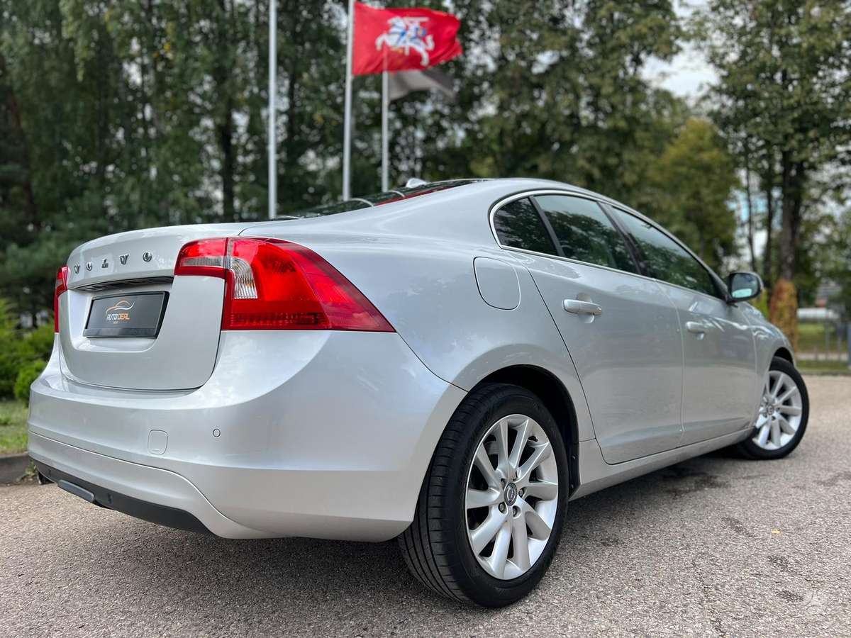 Volvo S60 - 11