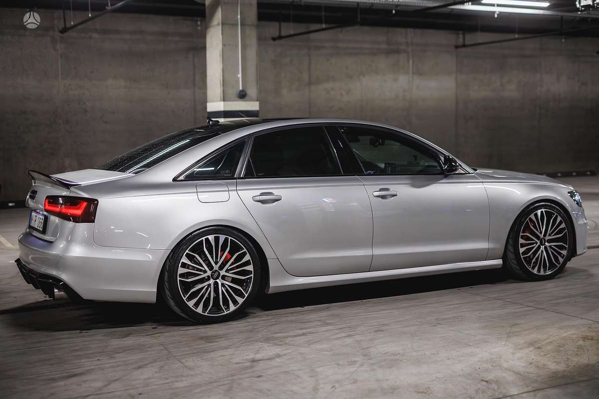 Audi A6, 3.0 l., saloon / sedan