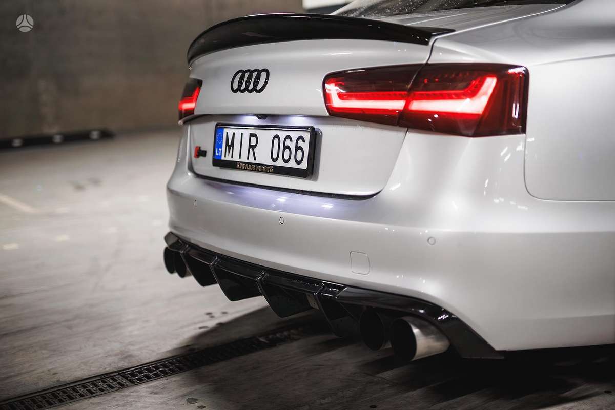 Audi A6, 3.0 l., sedanas