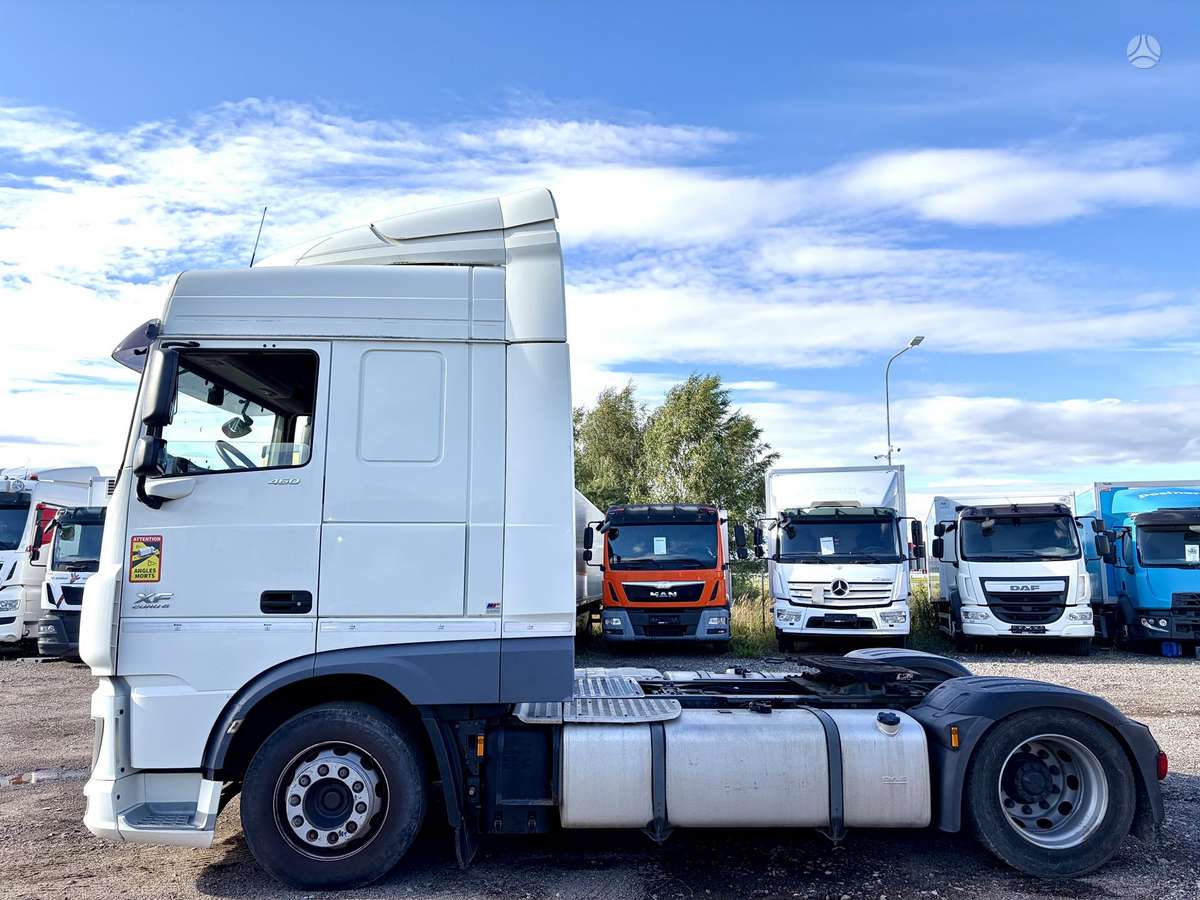 DAF XF 460 Mega Space Cab, 2 miegamosios vietos