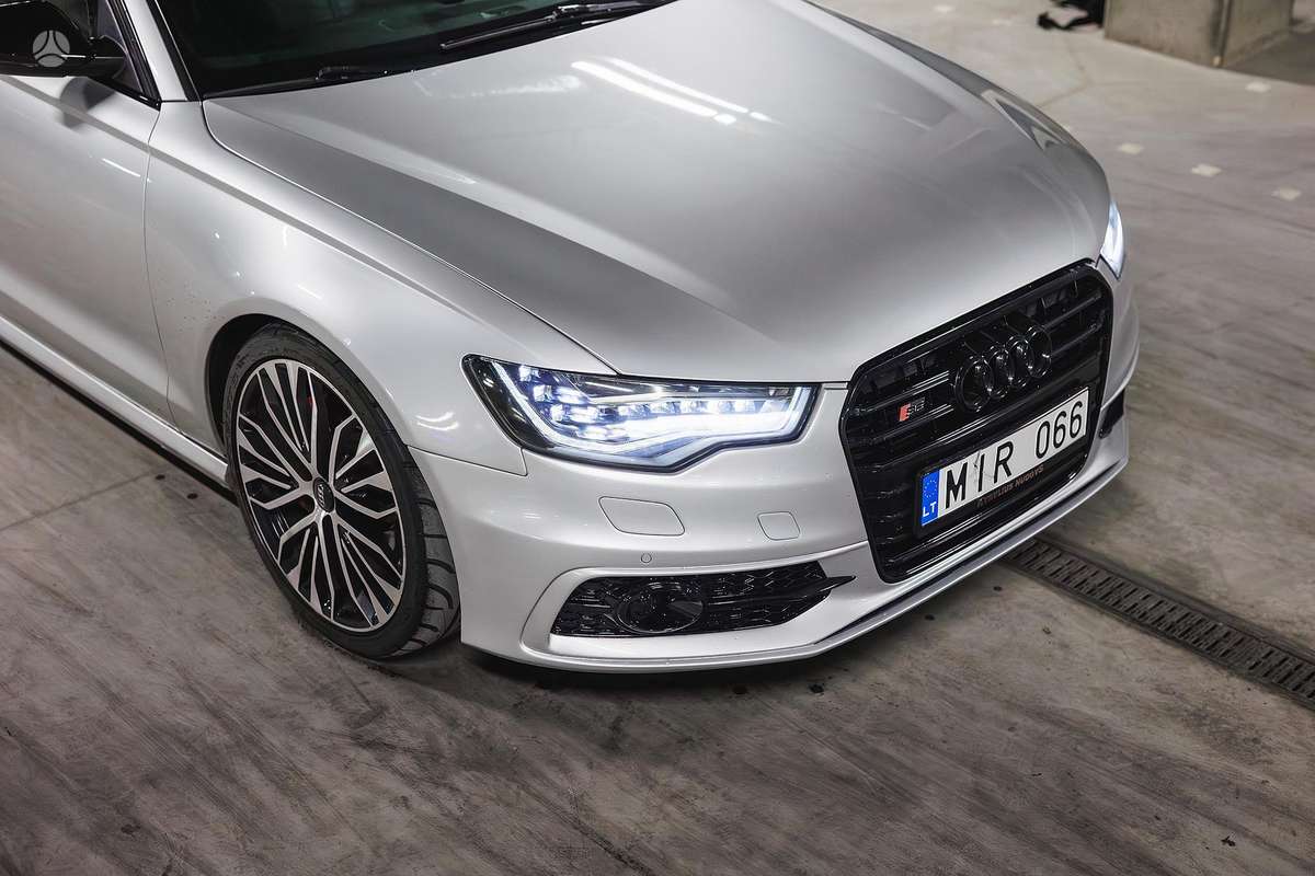 Audi A6, 3.0 l., sedanas