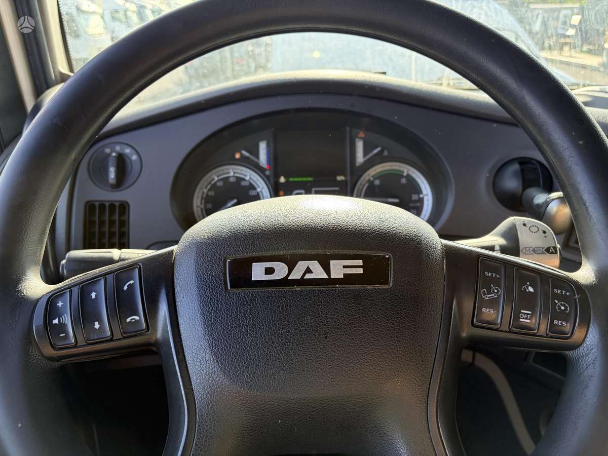 DAF XF 460 Mega Space Cab, 2 спальных места