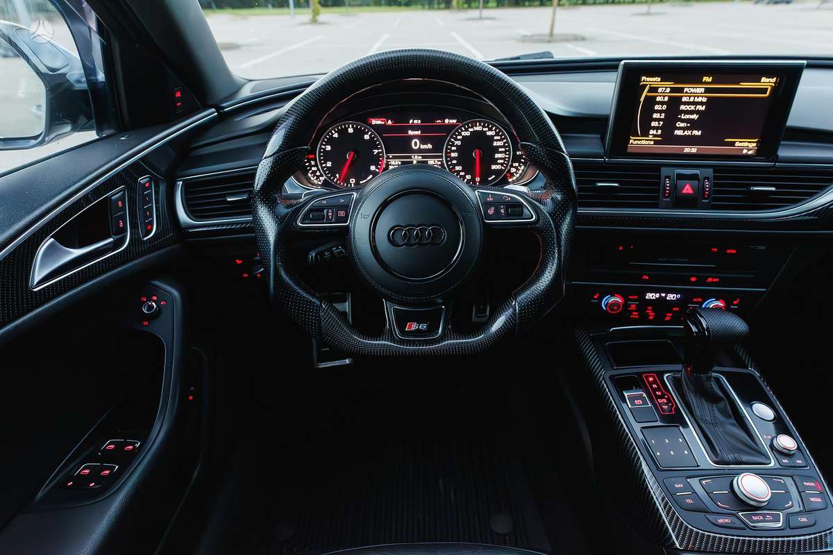 Audi A6, 3.0 l., saloon / sedan