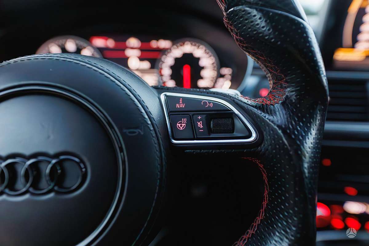 Audi A6, 3.0 l., sedanas