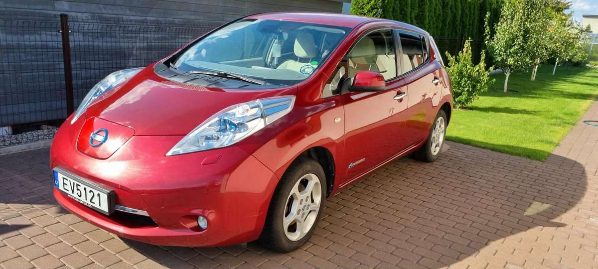 Nissan Leaf, hečbekas