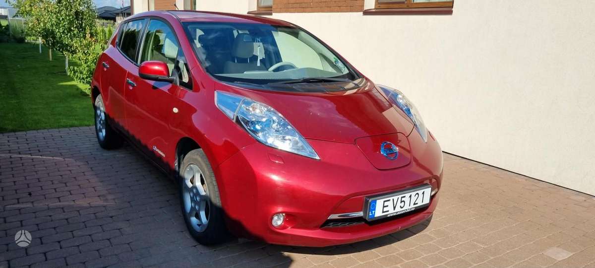 Nissan Leaf, hečbekas