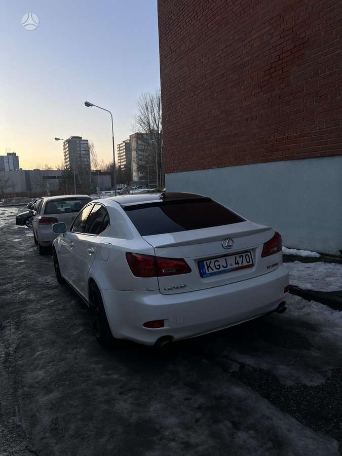 Lexus IS 250, 2.5 l., Седан