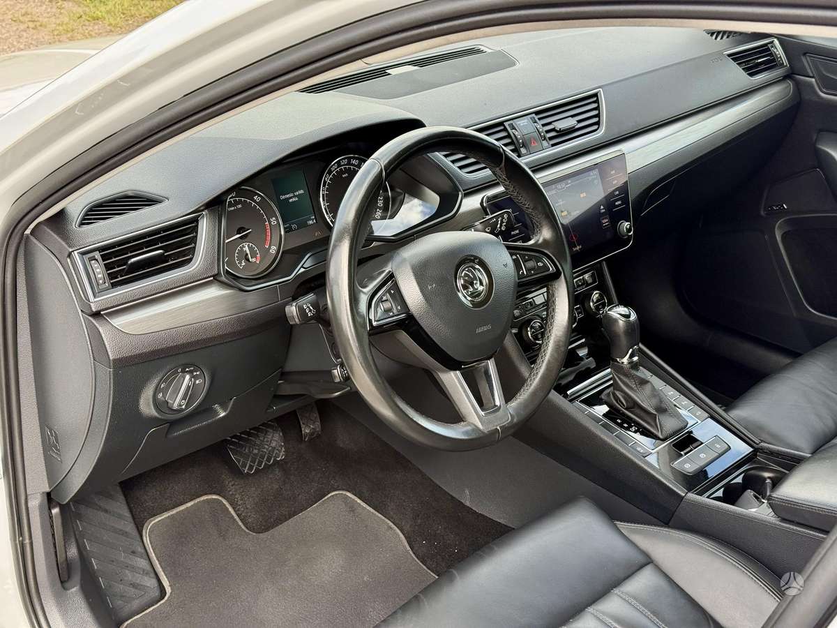 Skoda Superb, 2.0 l., Универсал