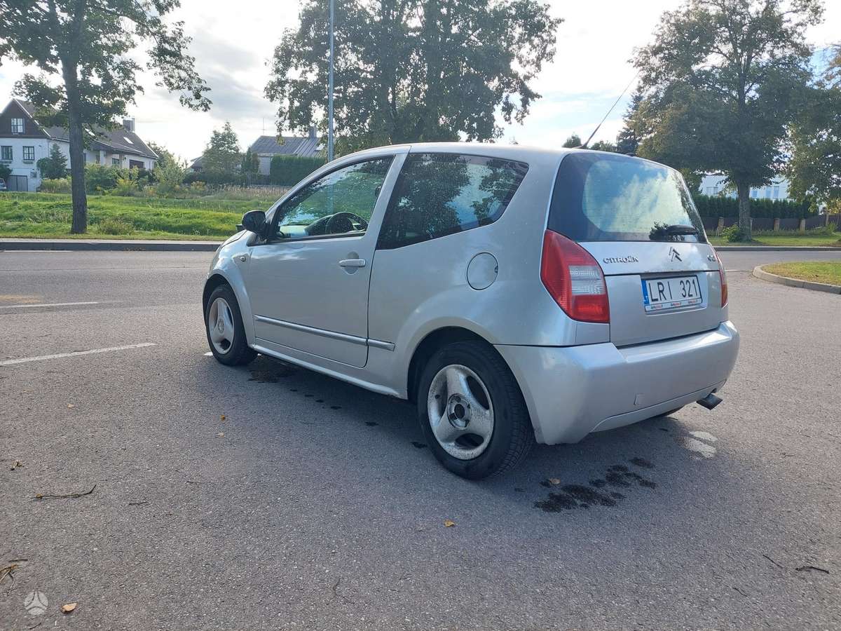 Citroen C2, 1.4 l., hatchback