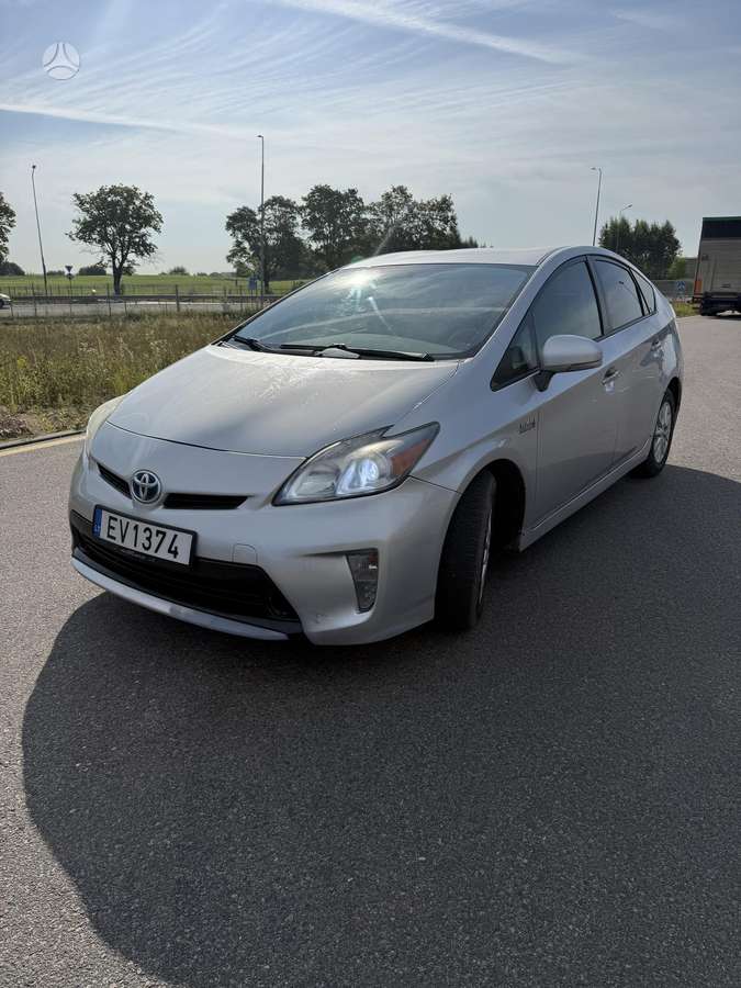 Toyota Prius - 2