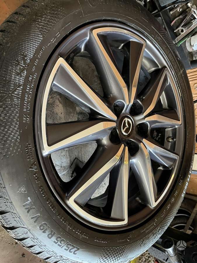 Mazda, lengvojo lydinio, R19