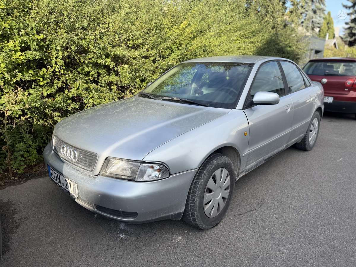 Audi A4, 1.6 l., Седан