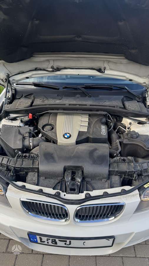 BMW 123, 2.0 l., hatchback