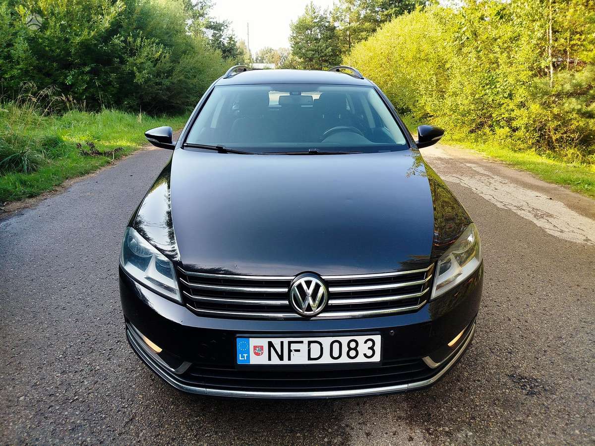 Volkswagen Passat - 2