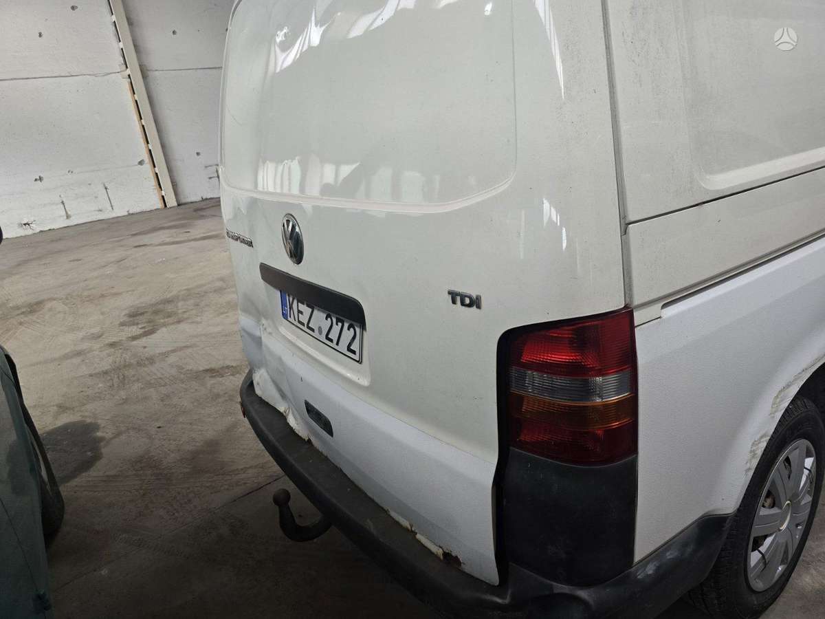 Volkswagen Transporter - 5