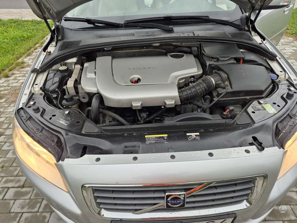 Volvo S80 - 1