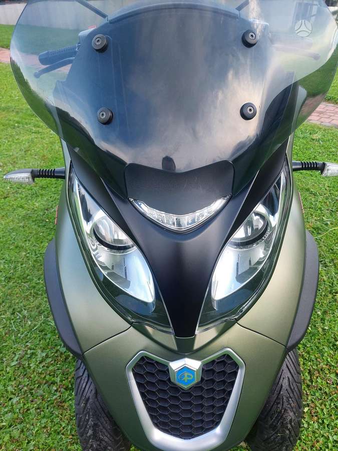 Piaggio MP3 350cc, trikes