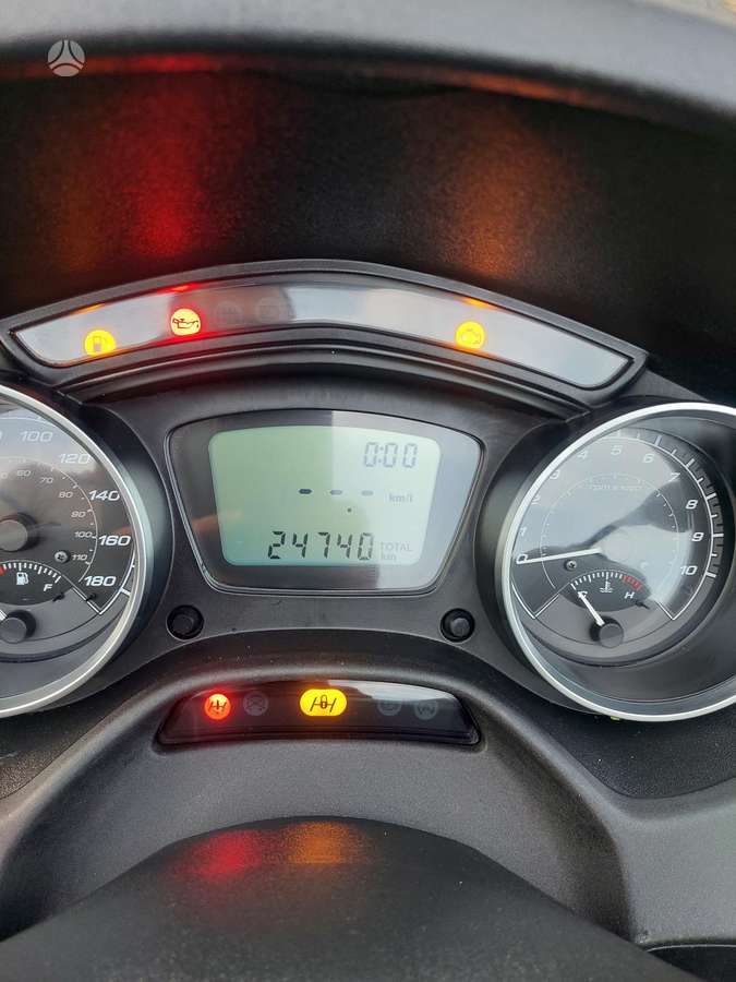 Piaggio MP3 350cc, трициклы
