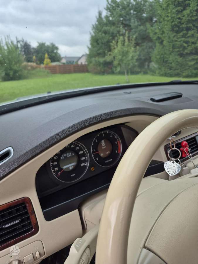 Volvo S80 - 11