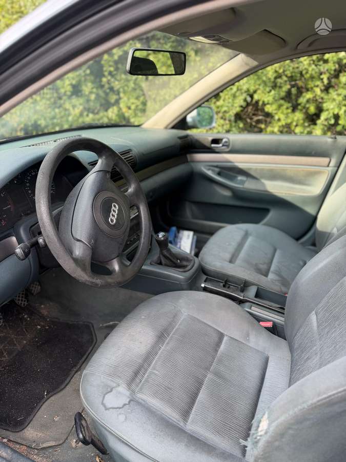Audi A4, 1.6 l., Седан