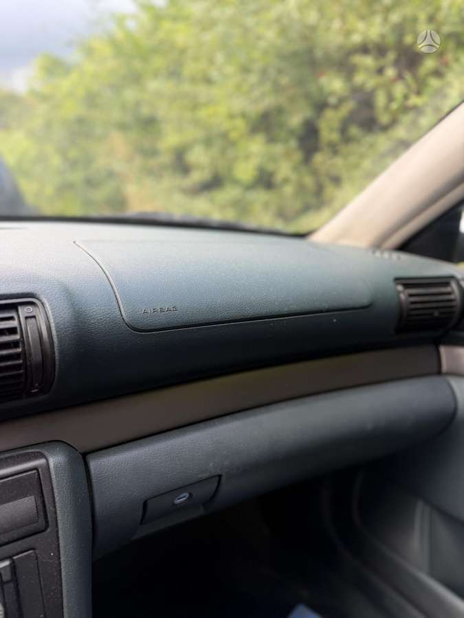 Audi A4, 1.6 l., Седан