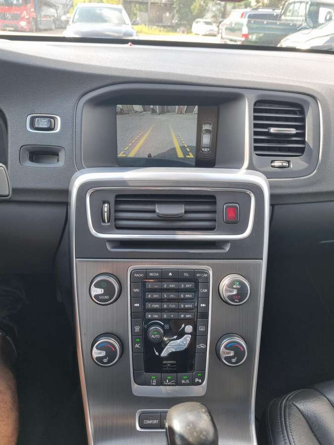 Volvo S60, 2.0 l., Седан