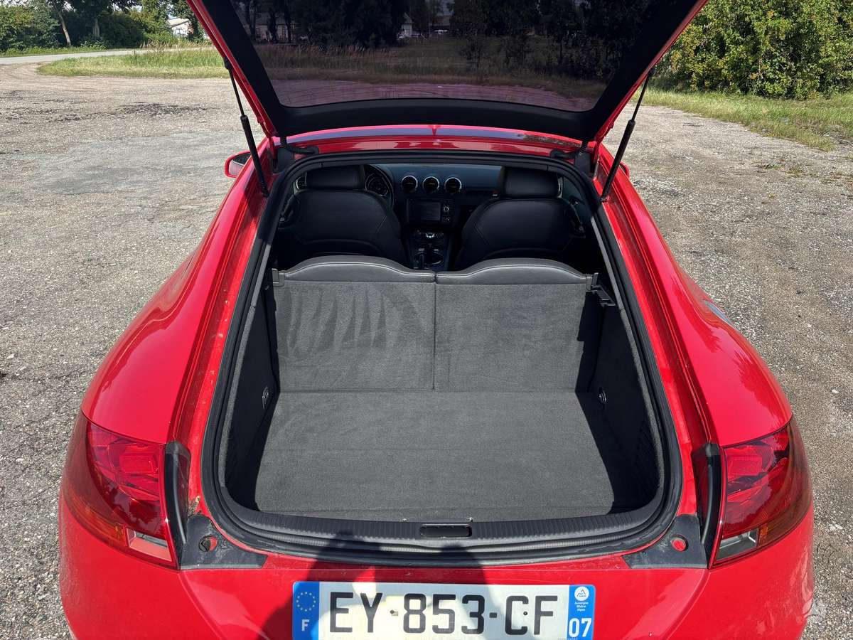 Audi TT, 2.0 l., hatchback