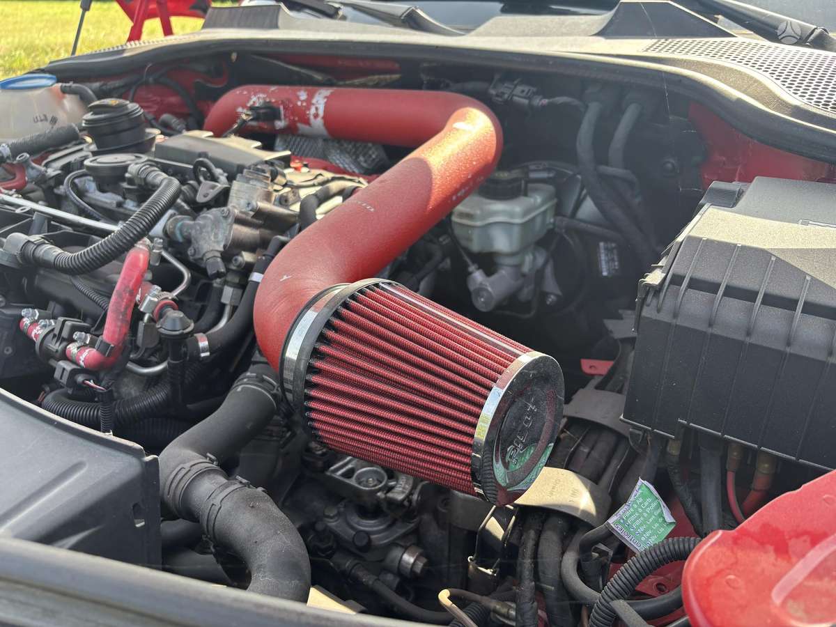 Audi TT, 2.0 l., hatchback