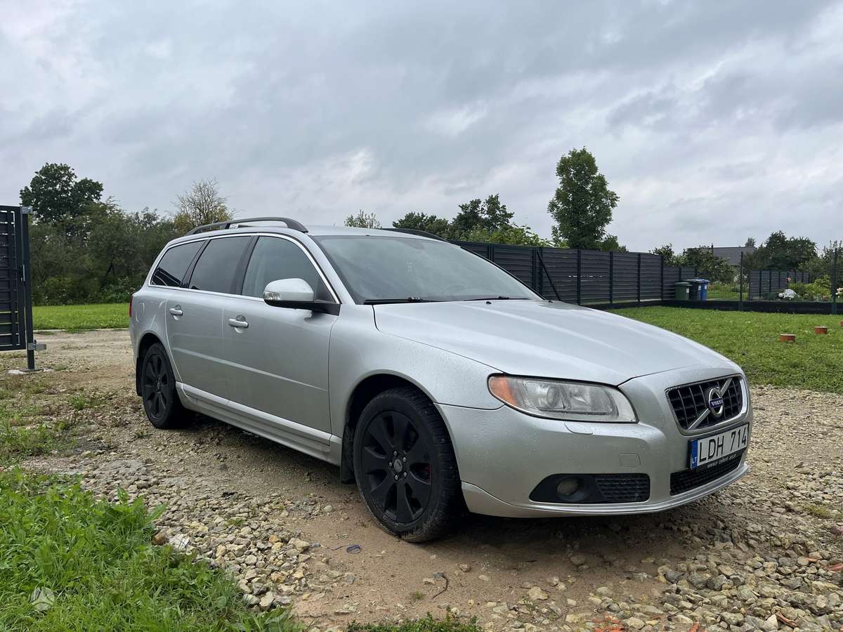 Volvo V70, 2.4 l., Универсал