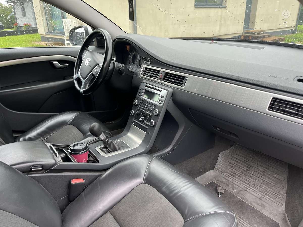 Volvo V70, 2.4 l., Универсал