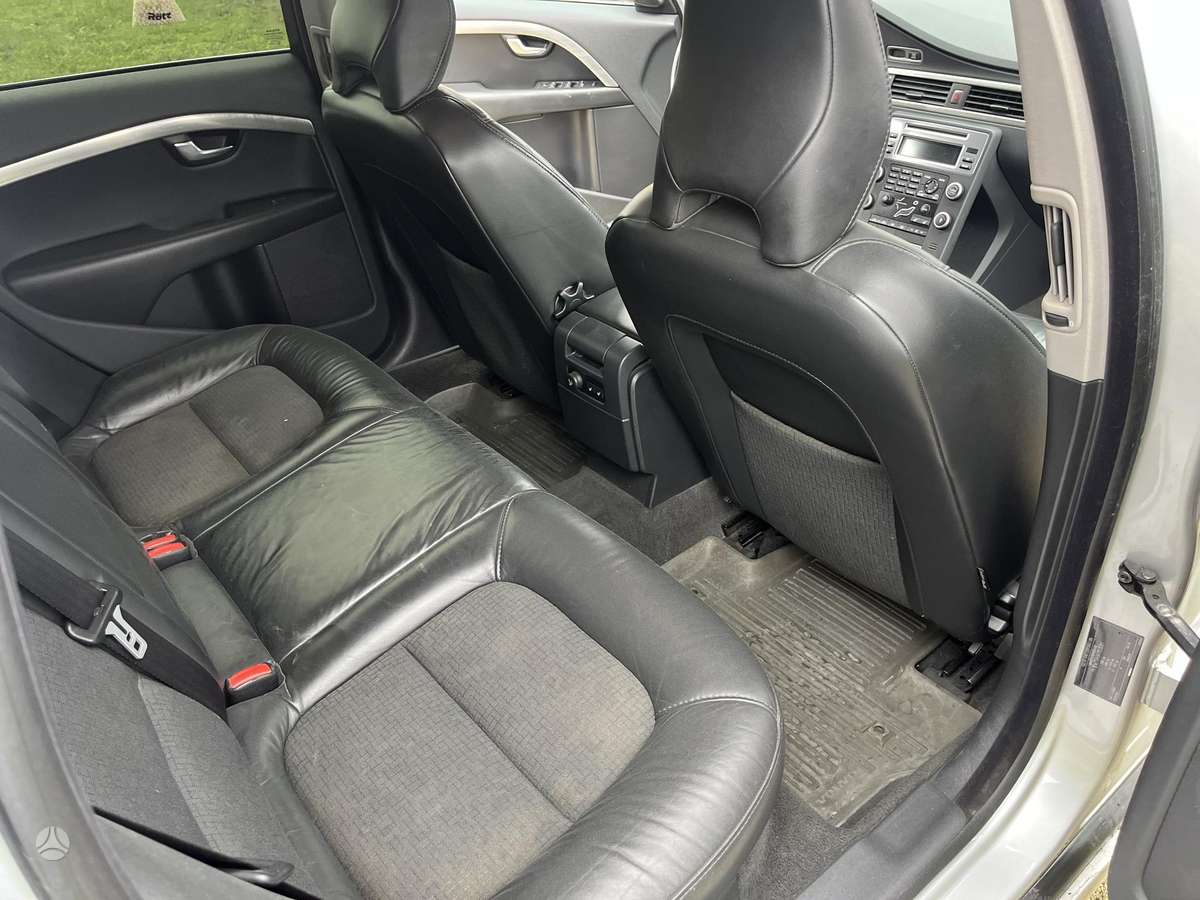 Volvo V70, 2.4 l., Универсал