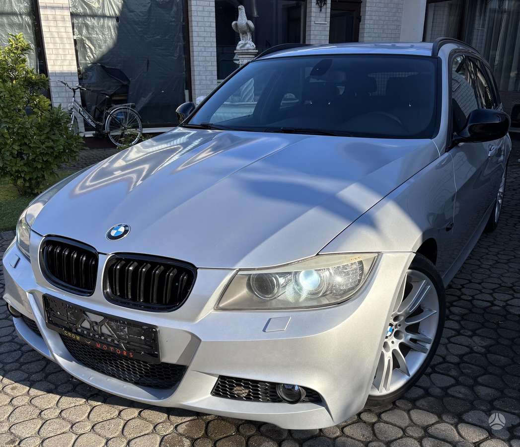 BMW 320, wagon