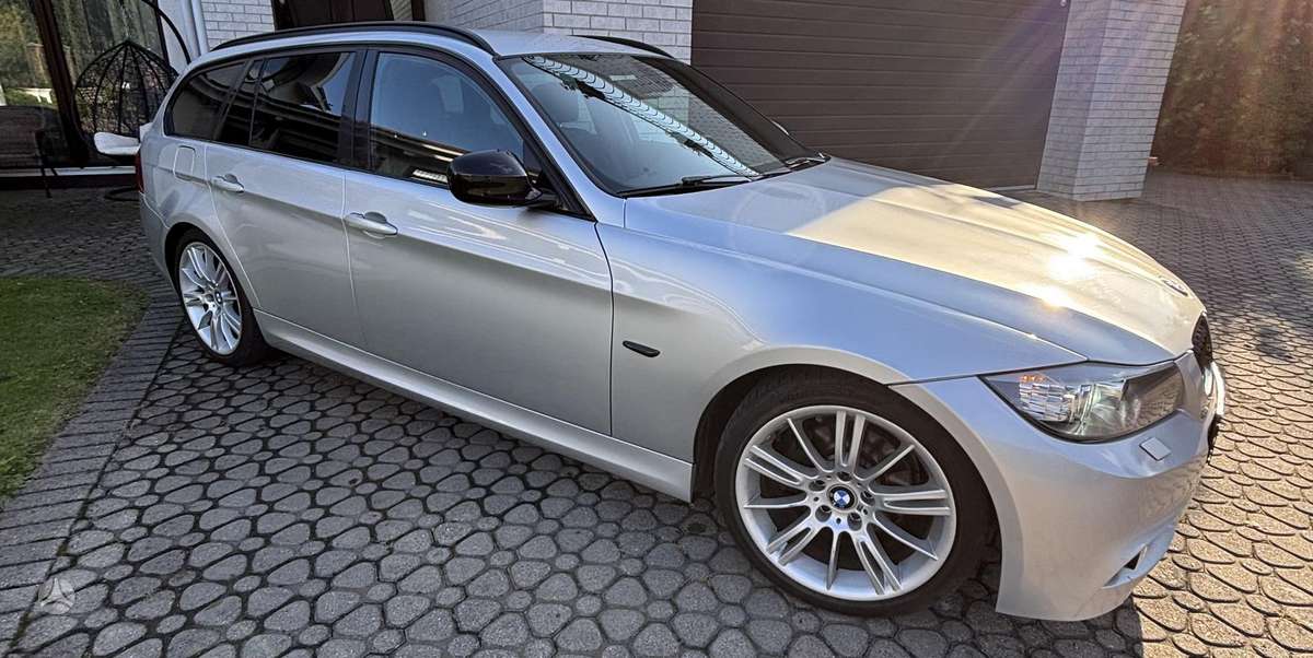BMW 320, wagon