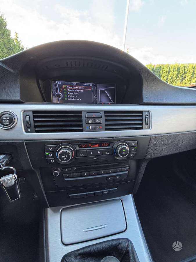 BMW 320, wagon