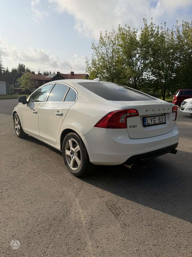Volvo S60, 2.5 l., Седан