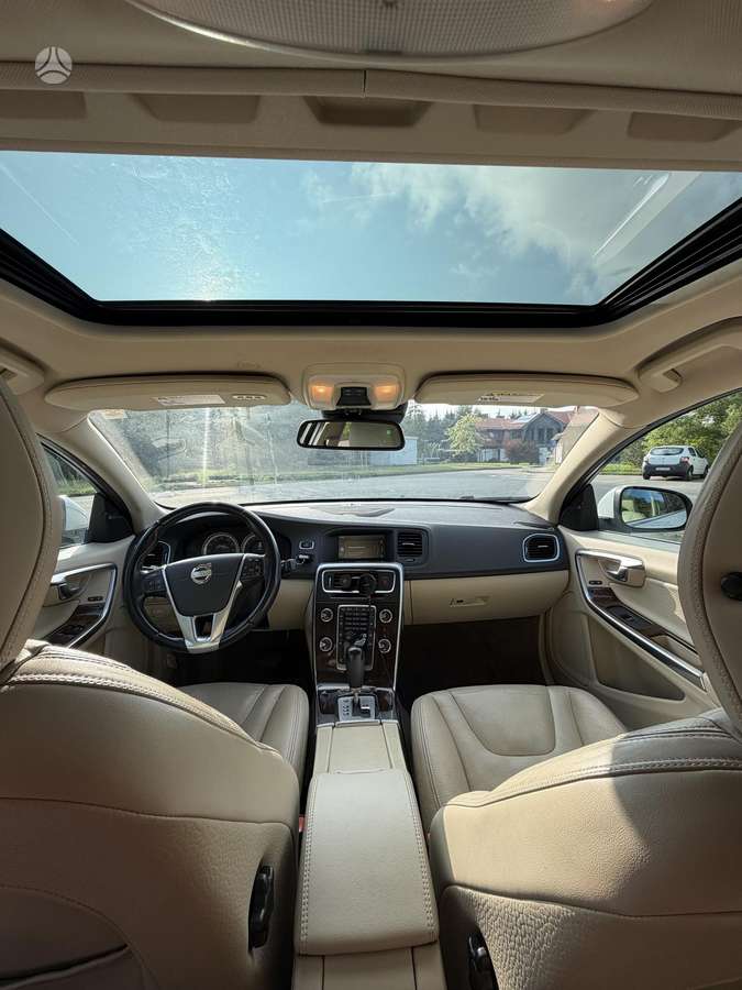 Volvo S60, 2.5 l., Седан