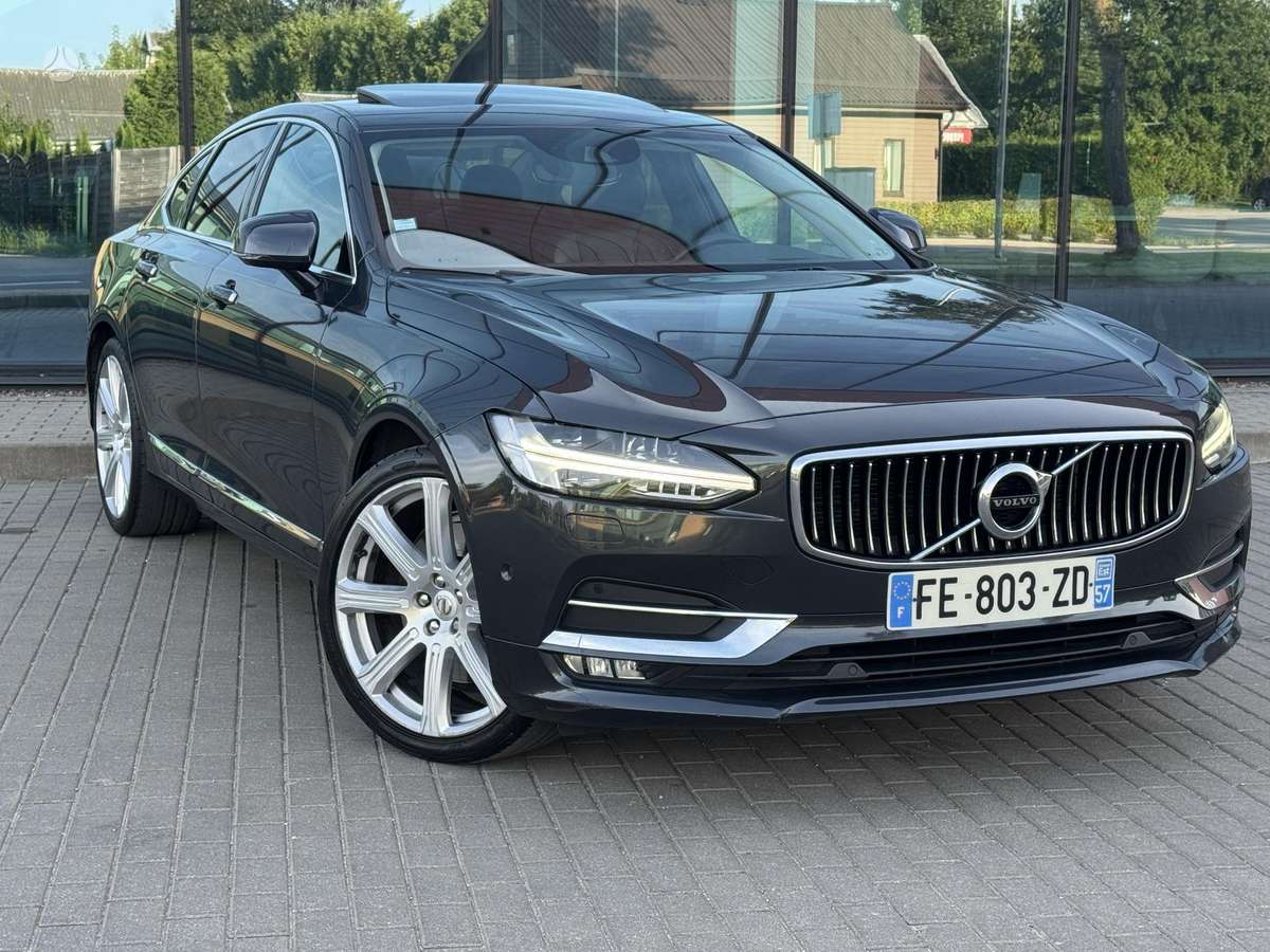 Volvo S90 - 2