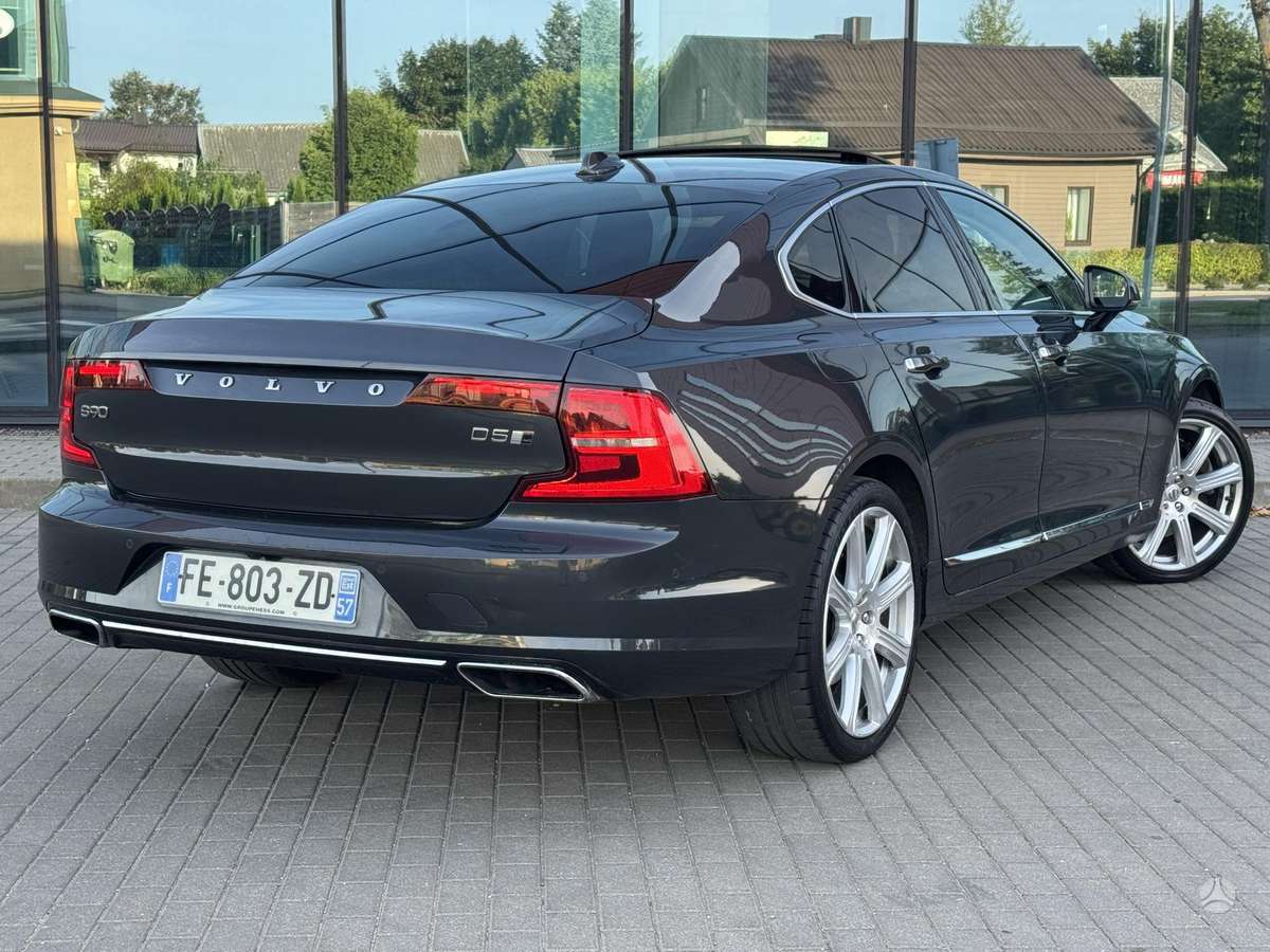 Volvo S90 - 6