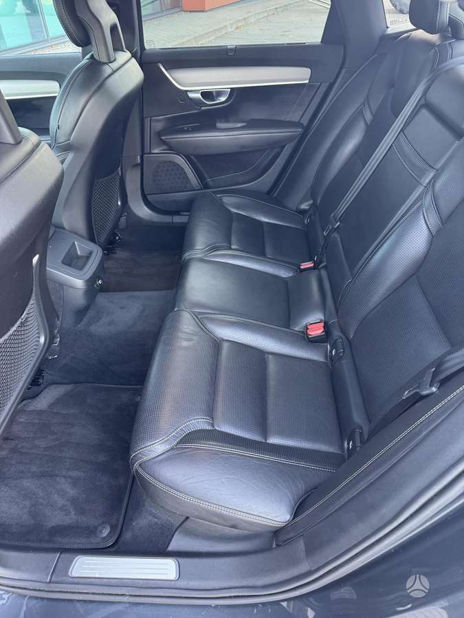 Volvo S90 - 10