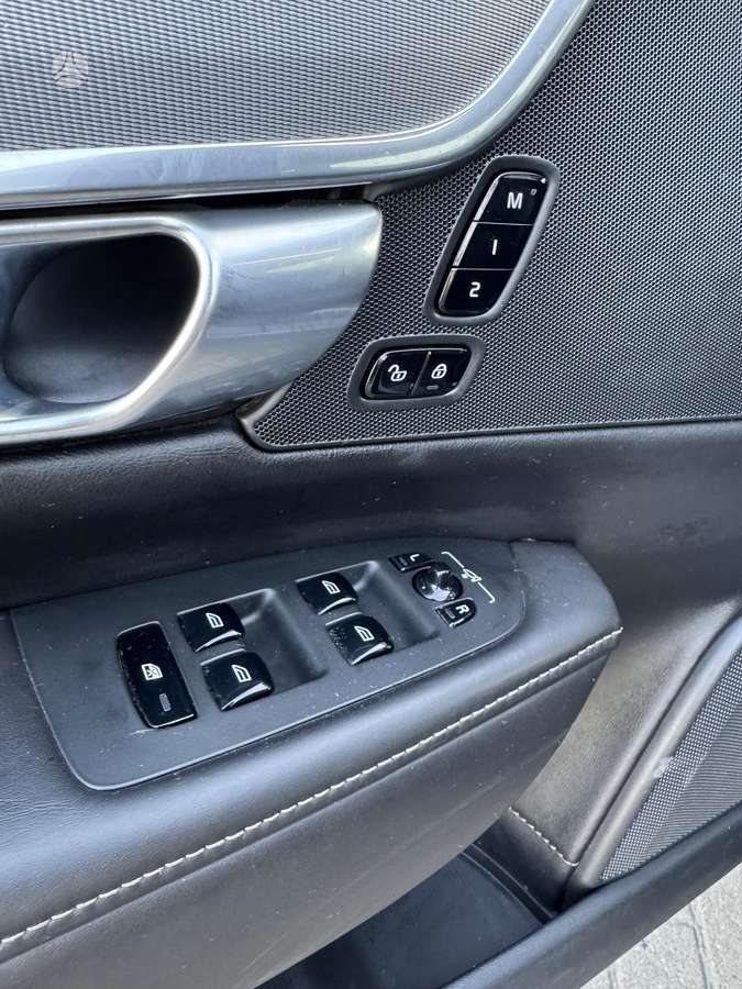 Volvo S90, 2.0 l., Седан
