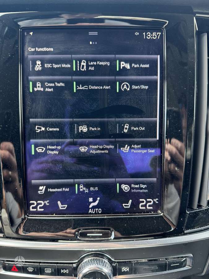 Volvo S90, 2.0 l., Седан