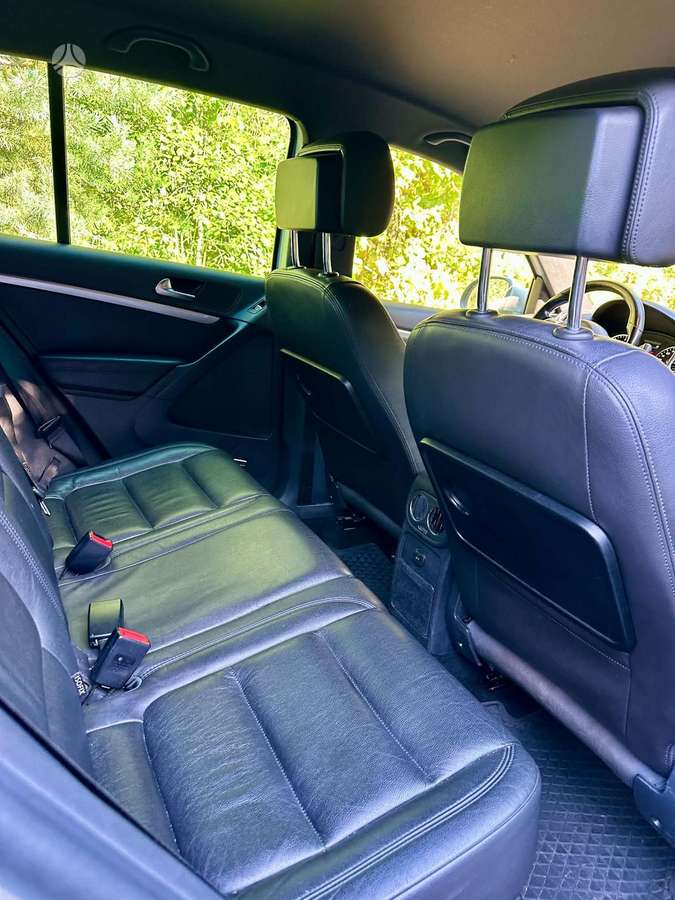 Volkswagen Tiguan - 5