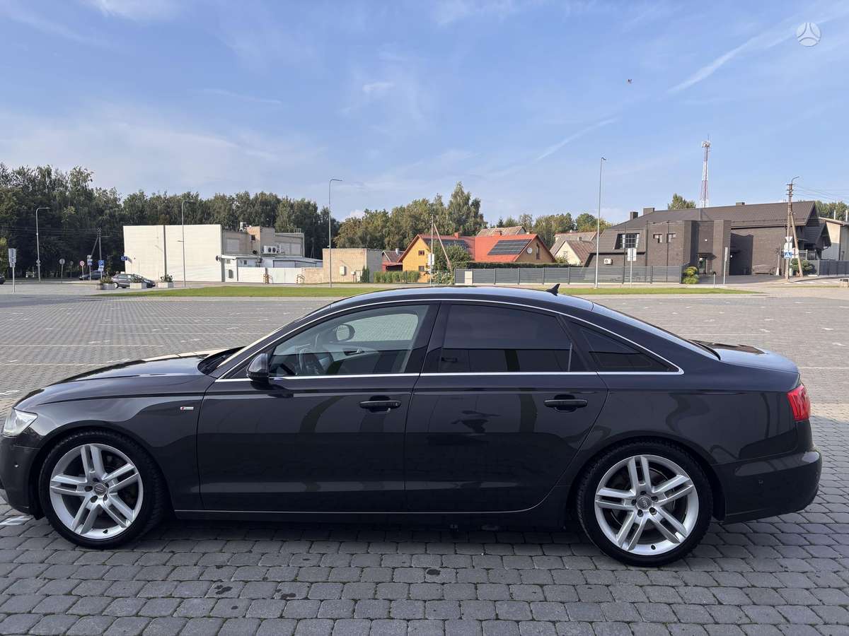 Audi A6, 3.0 l., Седан